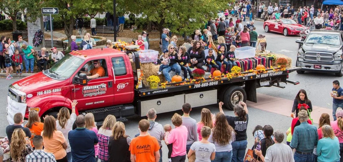 Experience the Georgia Apple Festival