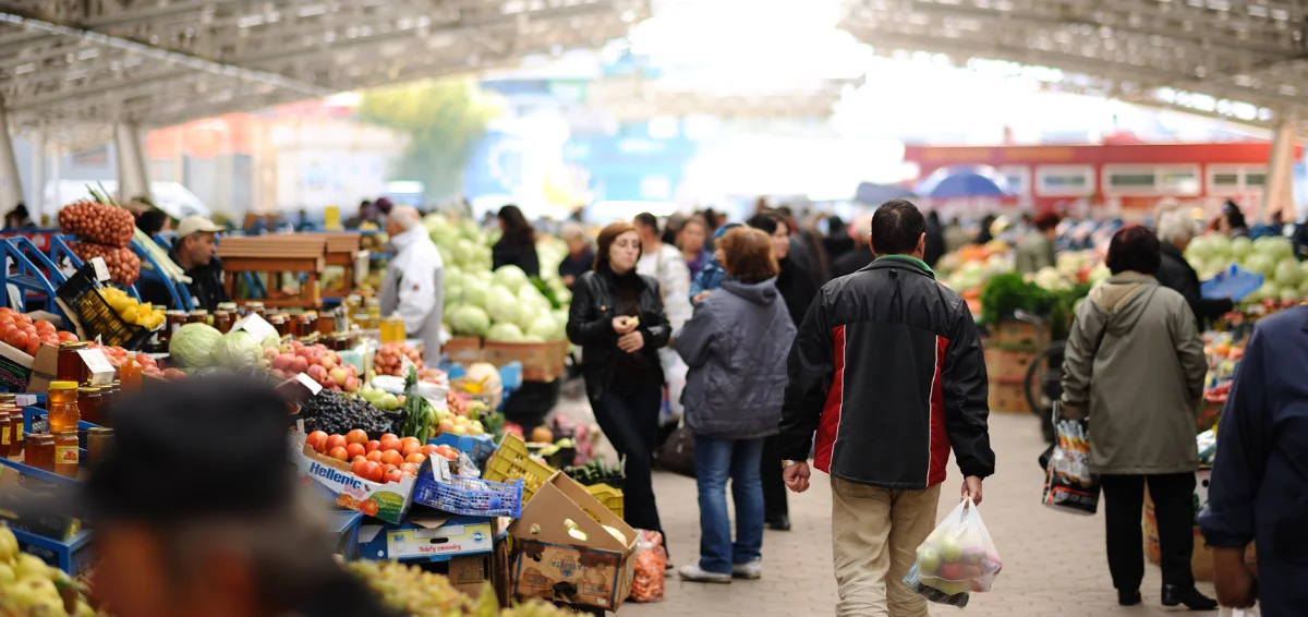 Shopping at the Surf City Farmers Market/ A Simple Walk