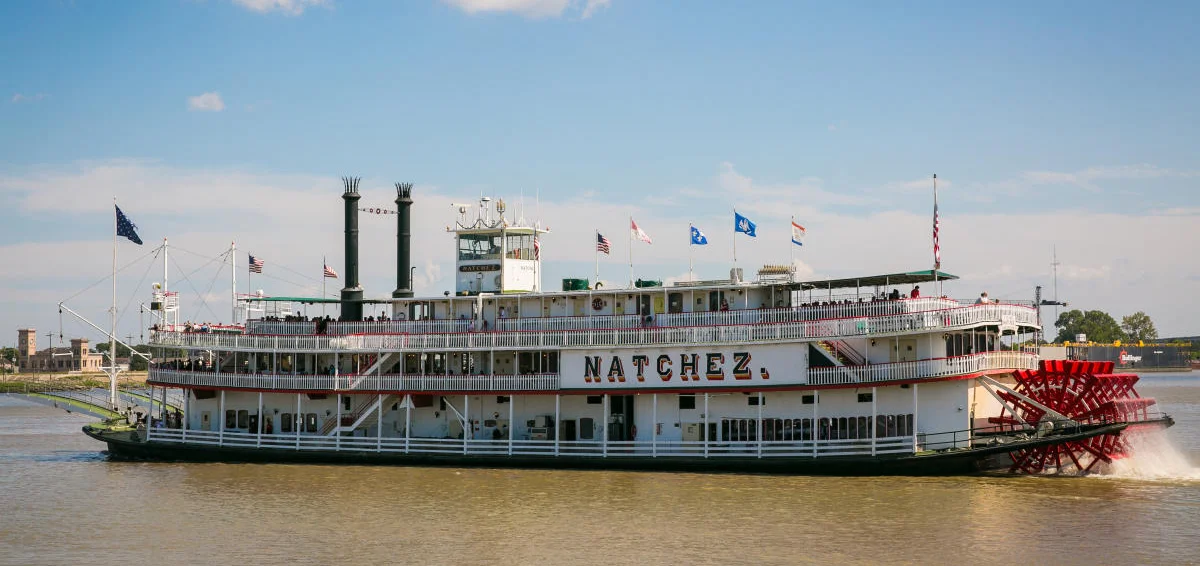 Steamboat Natchez: Love on a Riverboat