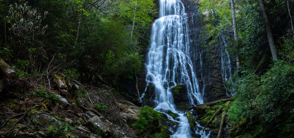 Appreciate the Beauty of Mingo Falls