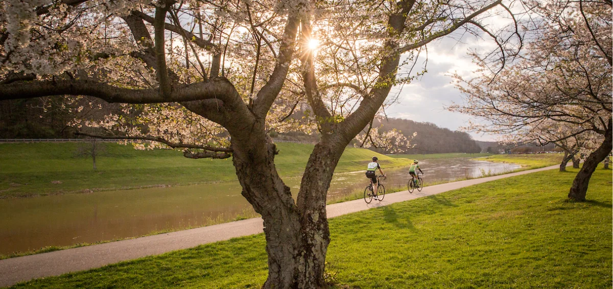 Biking the Hockhocking Adena Bikeway