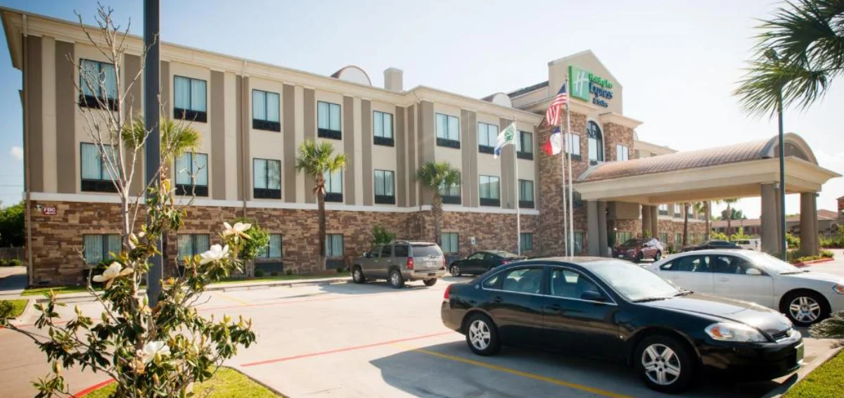 Holiday Inn Express & Suites Houston NW Beltway 8-West Road