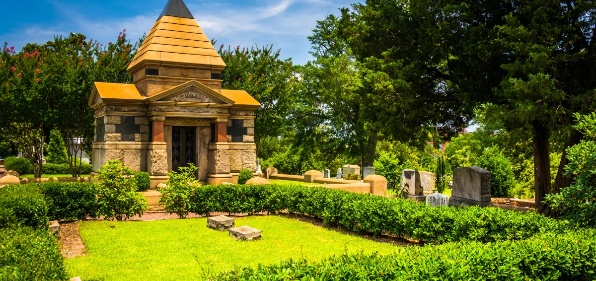 Oakland Cemetery