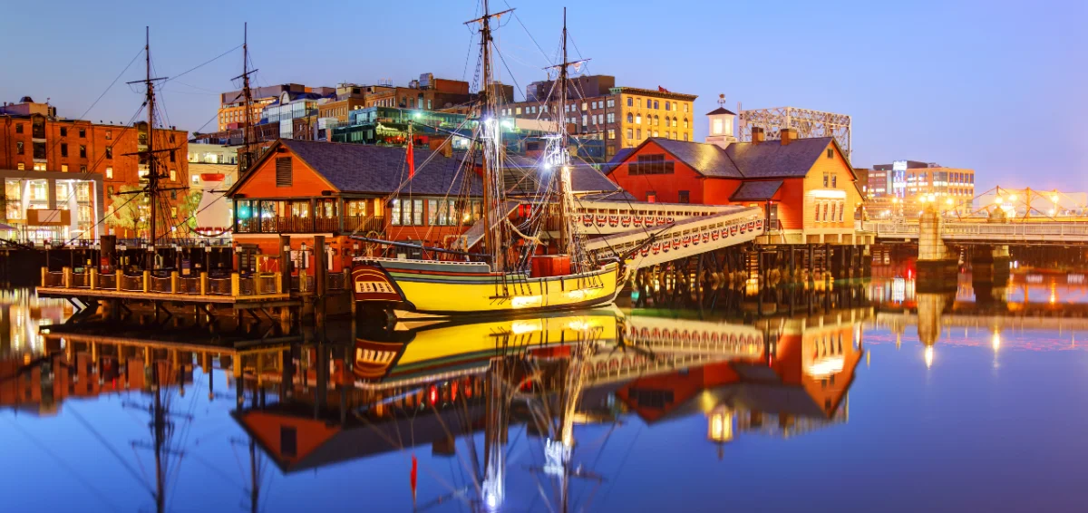 Boston Tea Party Ships & Museum