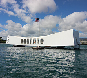 Honolulu Attraction: USS Arizona Memorial