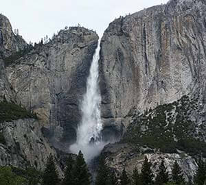Yosemite National Park Attraction: Bridalveil Fall